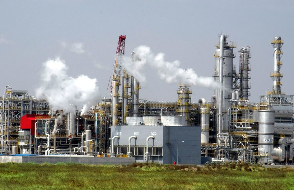 恒溫恒濕試驗箱可適用于化工行業(yè)機(jī)械設(shè)備試驗測試